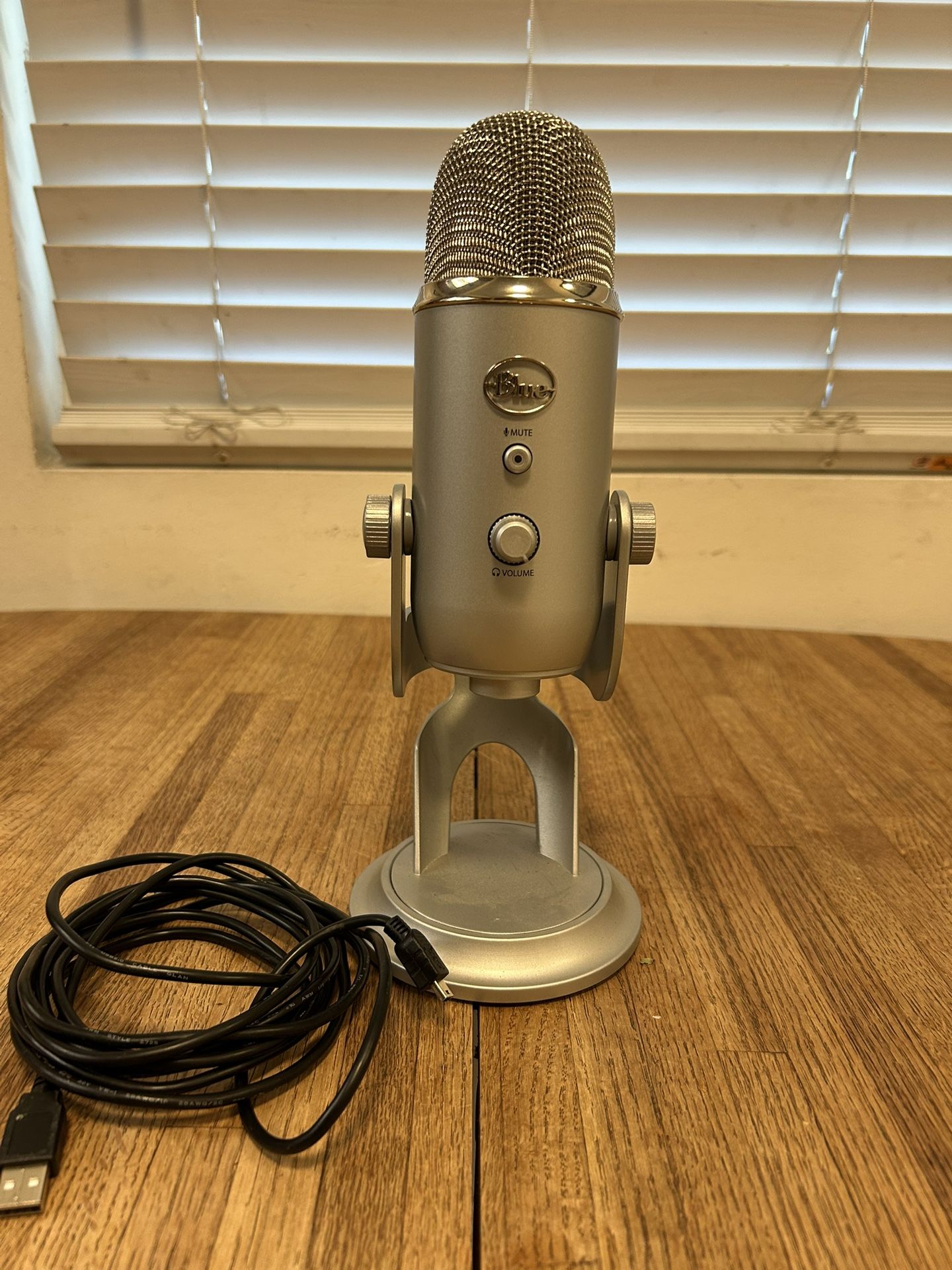 Blue Yeti USB Microphone