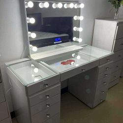 Vanity 🎀