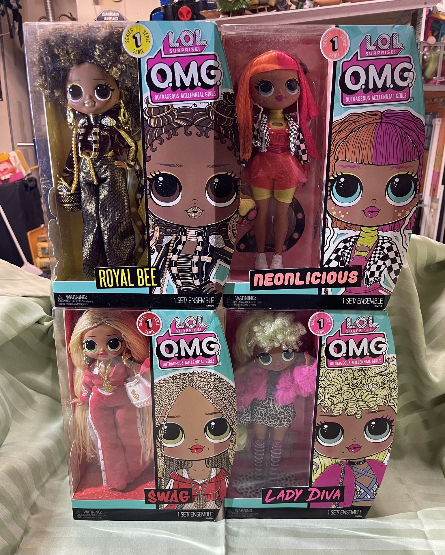 2021 OMG Surprise! Set Dolls, Bee, Swag, Diva, Neon