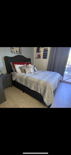 Queen Bed