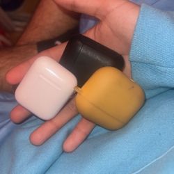airpods 2nd and 3rd generation (cases only)