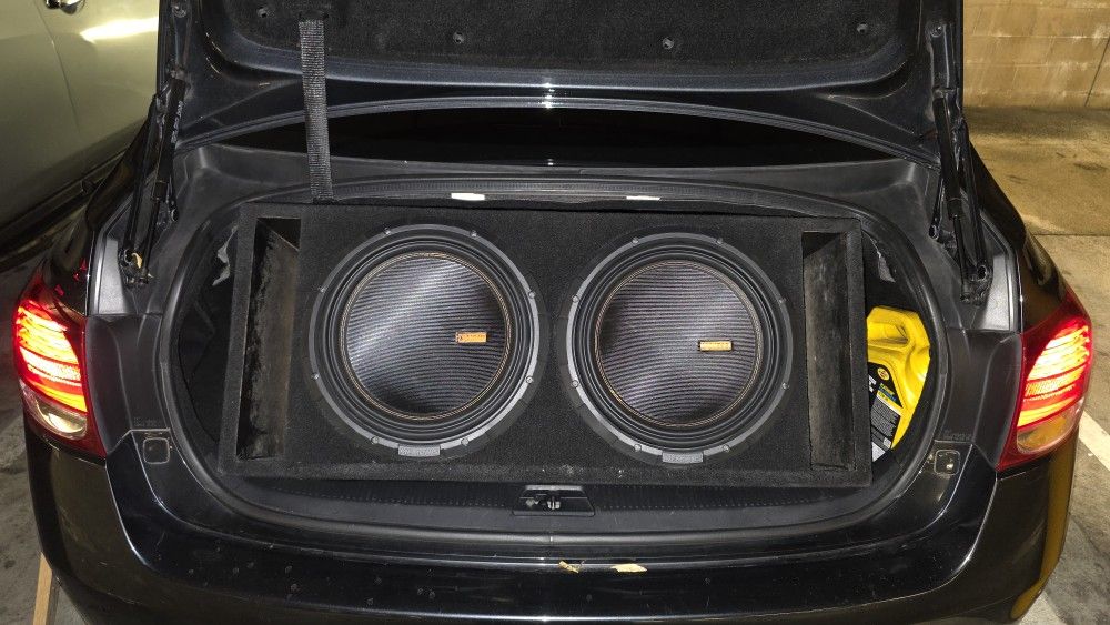 2x 12" MEMPHIS Mojos 1500 Watts Rms 3000 Watts With Box