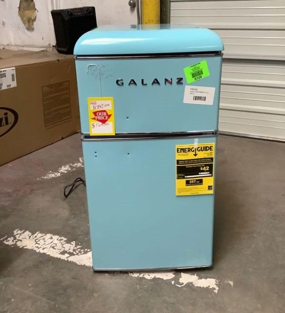 GALANZ BLUE MINI FRIDGE GLR 31TBEER 3.1 cu🧊❄️❄️❄️❄️