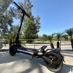 Electric scooter