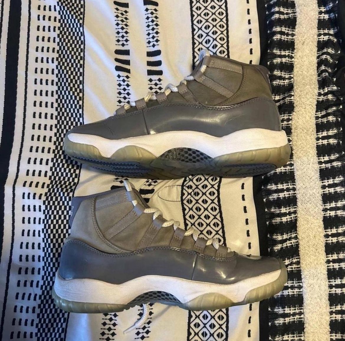 Air Jordan 11 Cool Grey Size 7.5