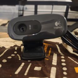 Logitech C270 Hd Computer Webcam, 1280 Pixels X 720 Pixels, 1 Mp