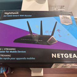 NightHawk AC1900 smart wifi Router 