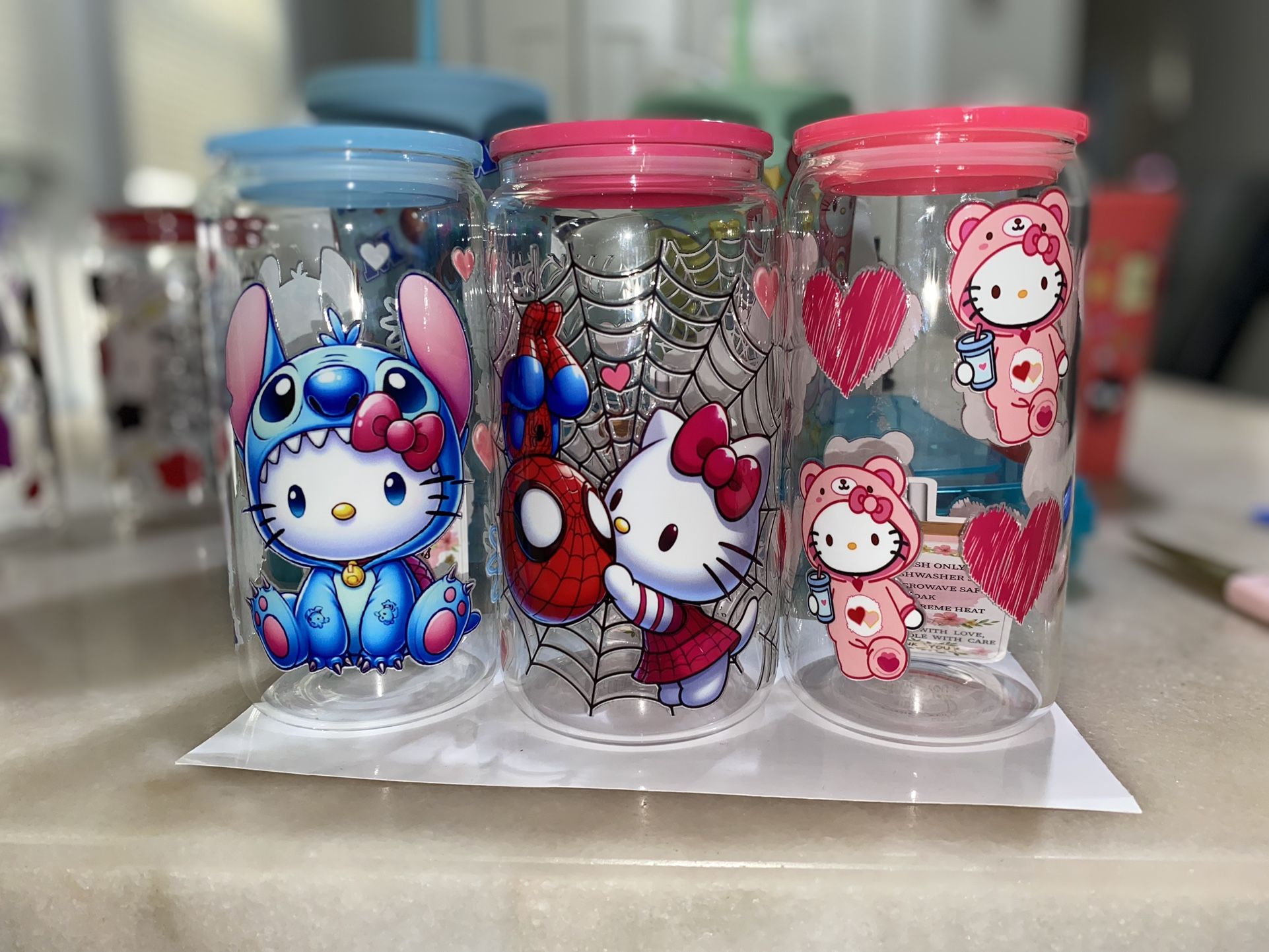HELLO KITTY GLASS CUPS COLLECTION