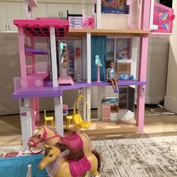 Barbie Dream house Playhouse Toys $200