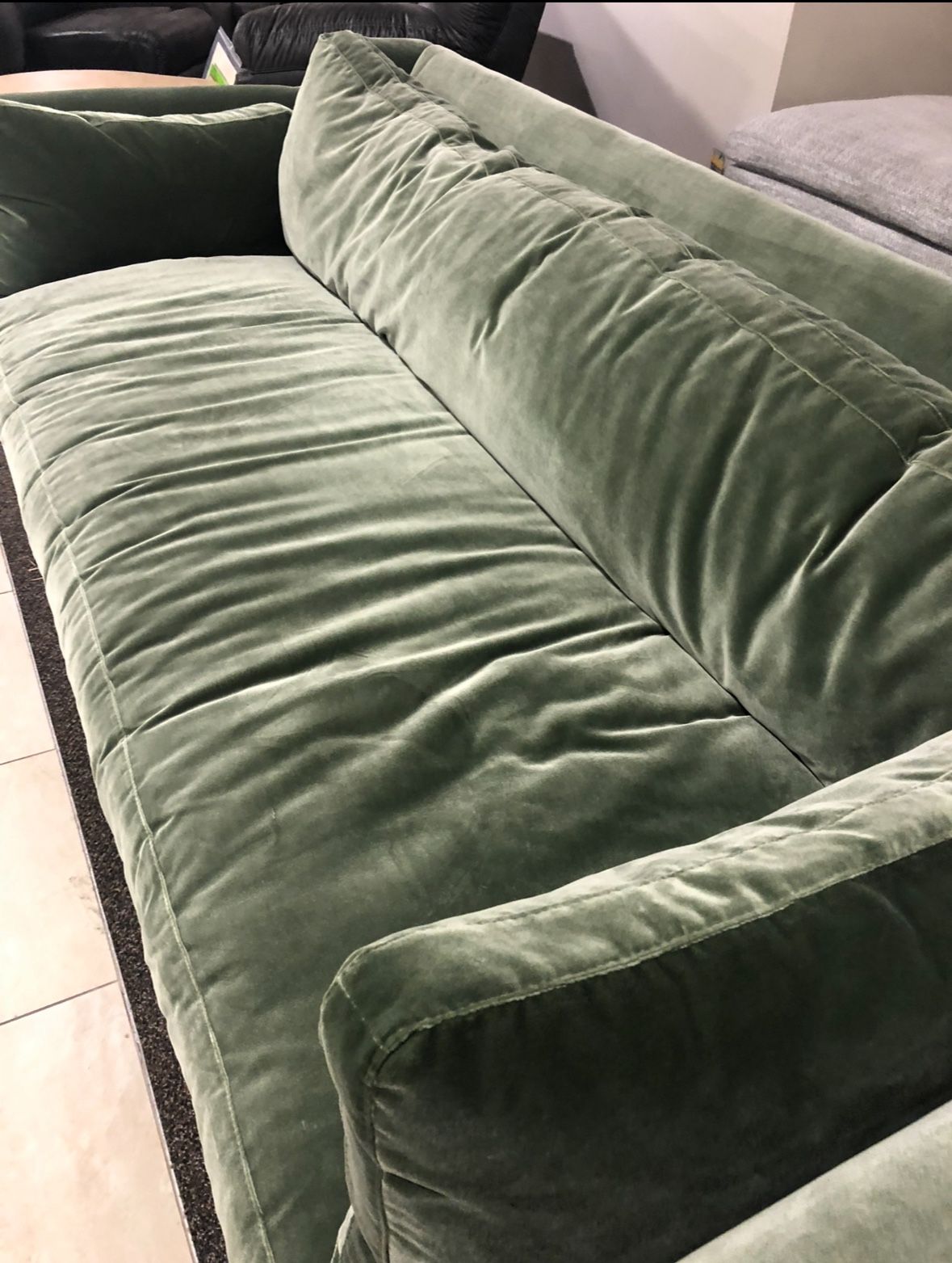 Luxurious Beautiful Sofa