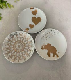 Small gold serving plates set of 3