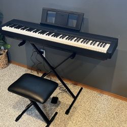 YAMAHA P-45 Digital piano