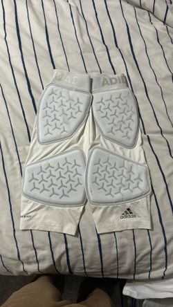 Football lower body protection