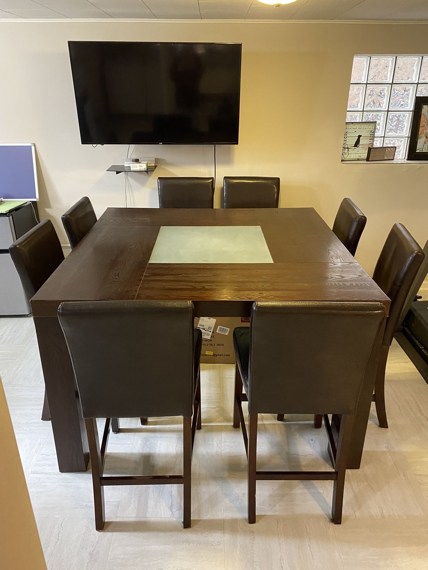 Amazing 8 Person Dinning Set- Negotiable (Need To Sell Soon!) 