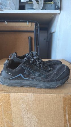 Running shoes