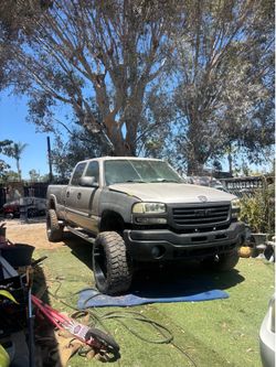 2005 GMC Sierra 2500 HD
