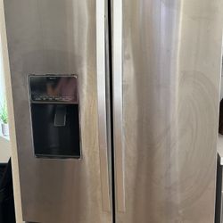 Whirlpool Refrigerator 