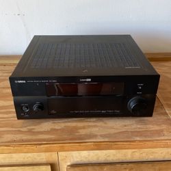 Yamaha RX-V3900