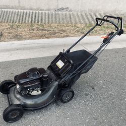 Honda Commercial Self Propelled Lawnmower 