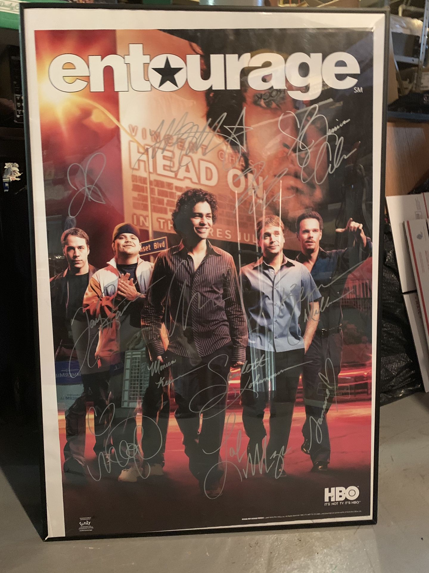 Entourage Posted signed by cast and Celebs! (COA INCLUDED)