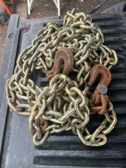 20’ tow chain heavy duty 3/8 links with hooks on ends see quarter
