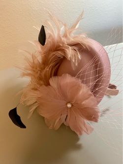 Fascinator tea hat
