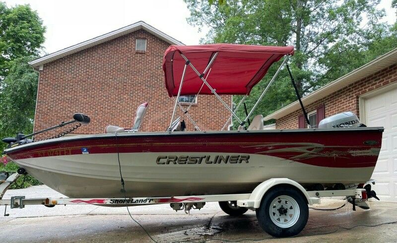 2001 Crestliner Fish Hawk only $1000