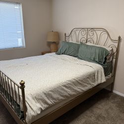 Queen Bed, Dresser , Nightstand And Lamp 