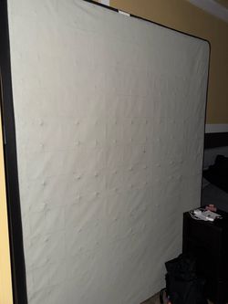 Box Spring Mattress Holder
