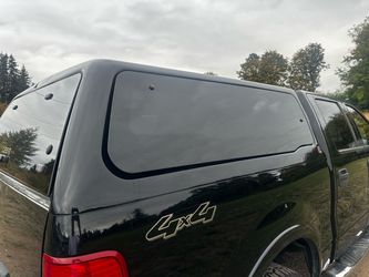 Leer truck canopy