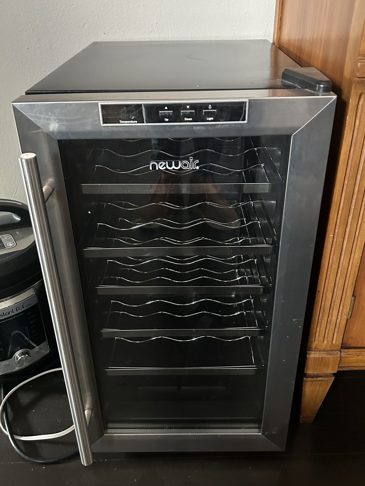 NewAir 15 Bottle Wine Fridge