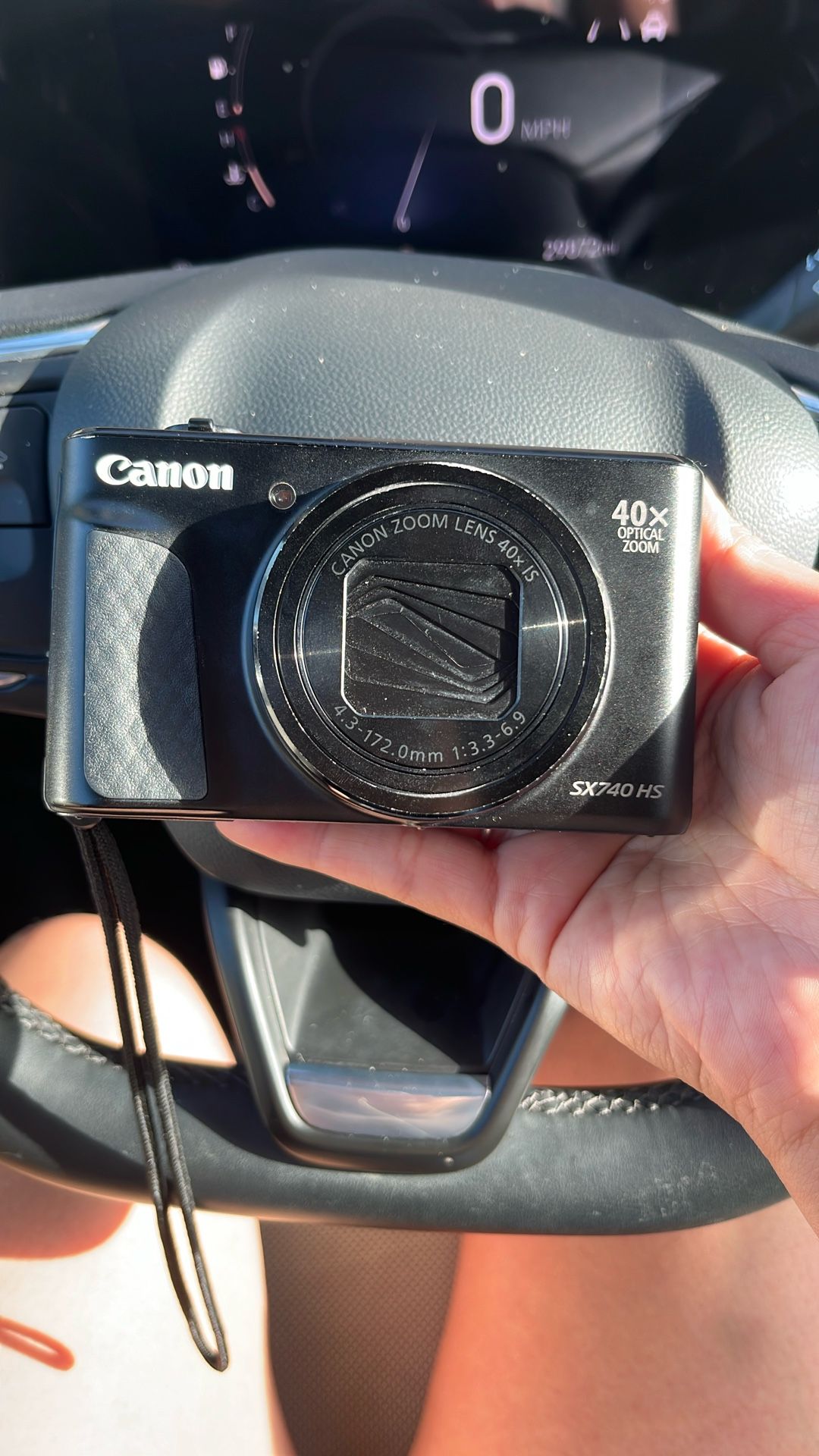Canon sx740 HS