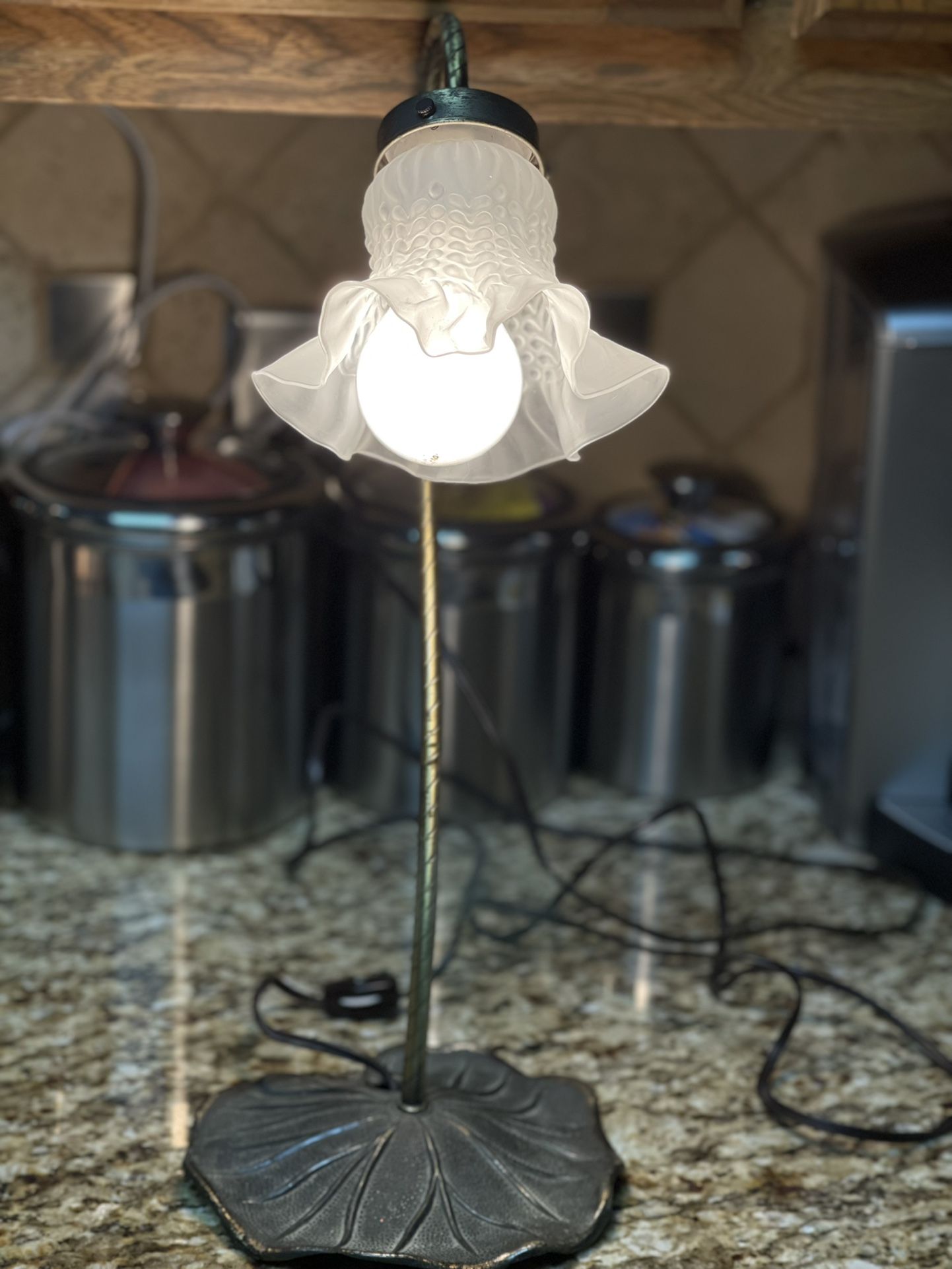  Vintage Brass Gooseneck Desk Lamp Lily Pad & Ruffled Milkglass Shade
