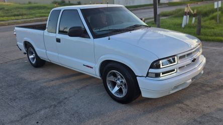 Chevy s10 2000