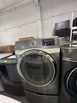 Samsung Steam Front-Load Dryer
