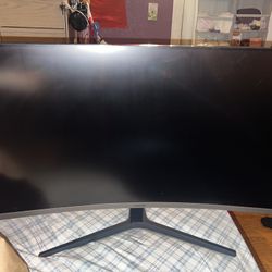 Samsung Curved Monitor
