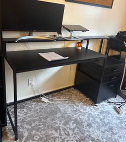 Free desk
