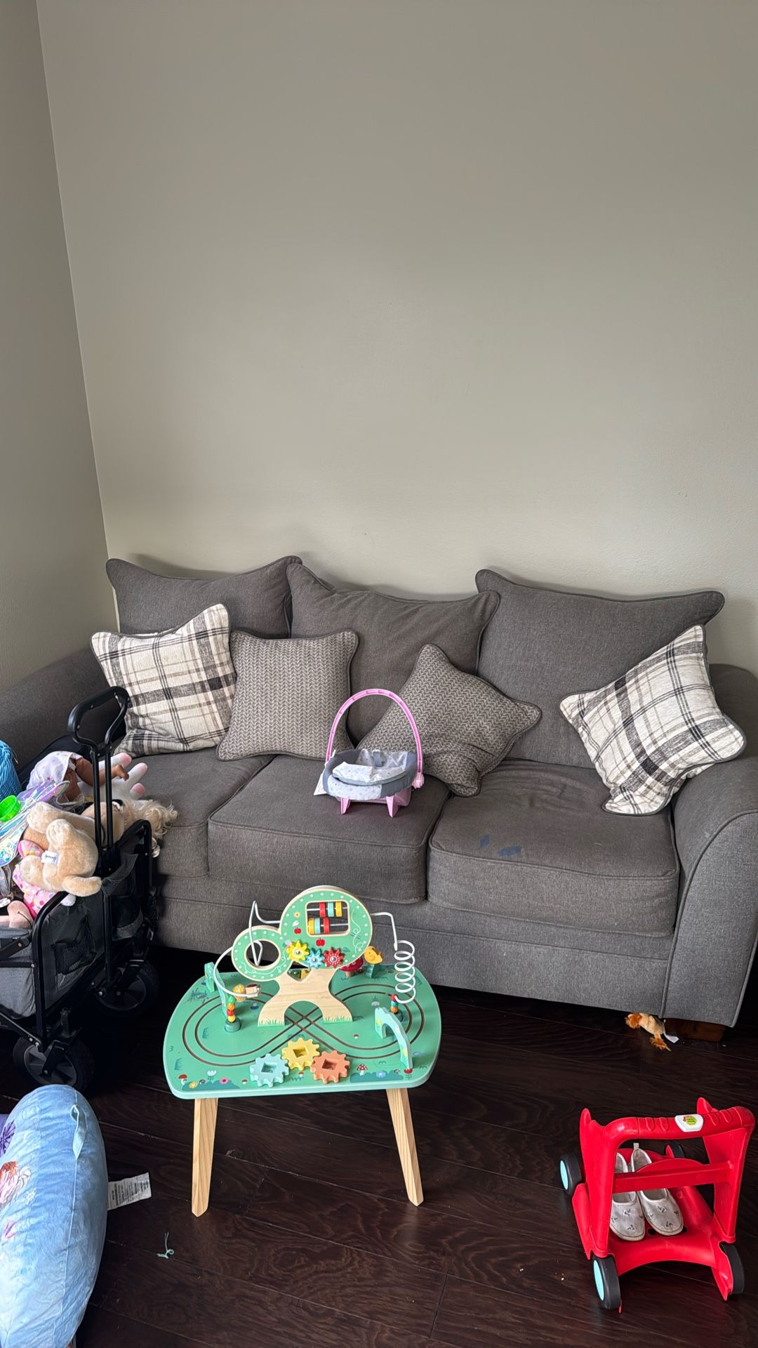 Couch X3