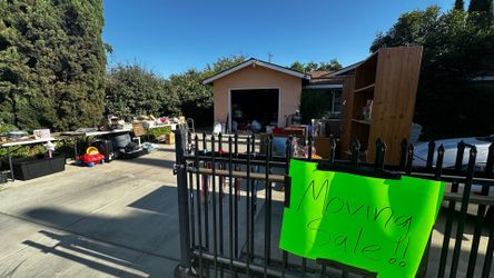 Moving out sale