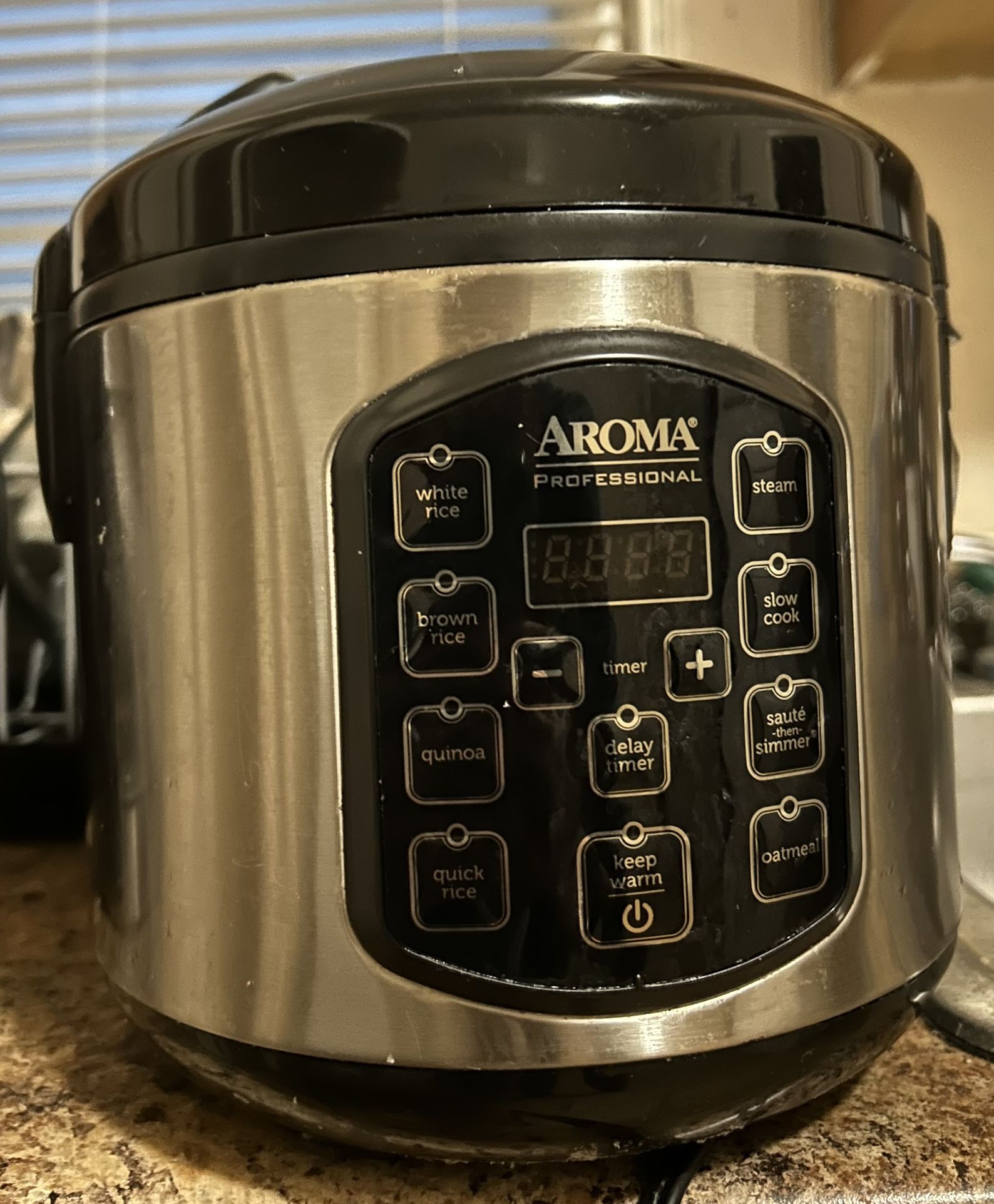 Aroma Rice cooker