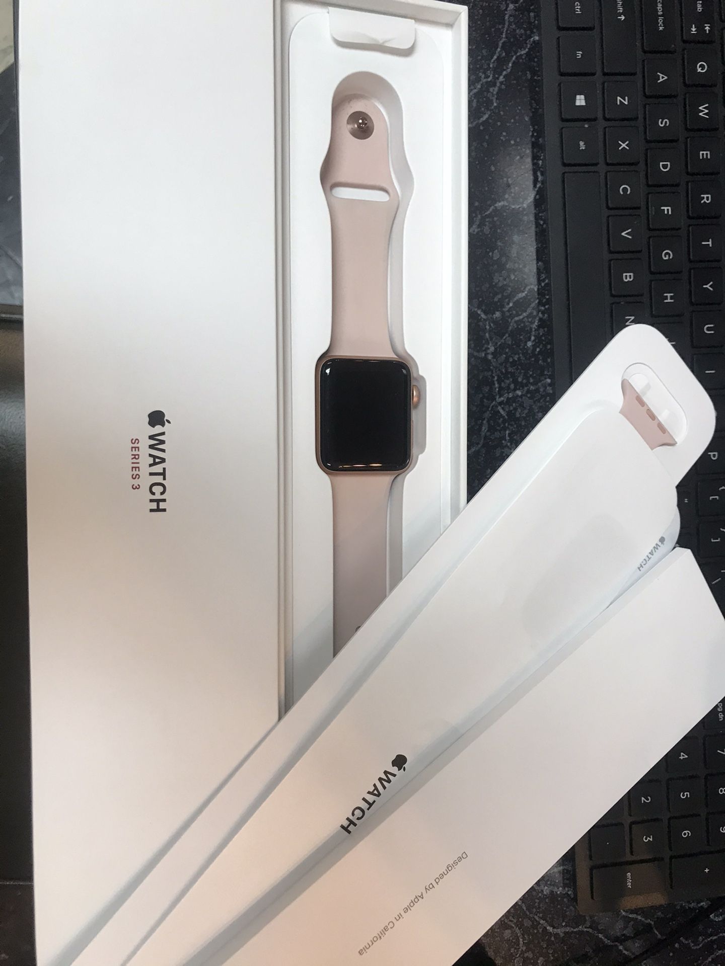 Apple Watch Series 3 — Cellular 42mm