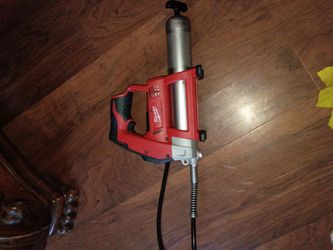 Milwaukee M12 grease gun