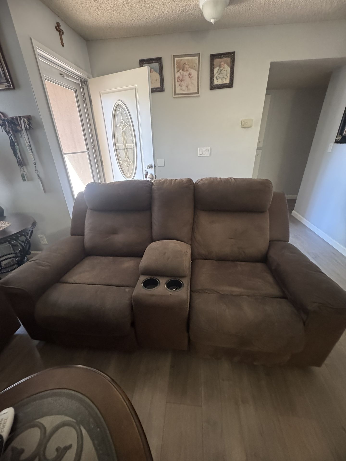 Sofas Recliners