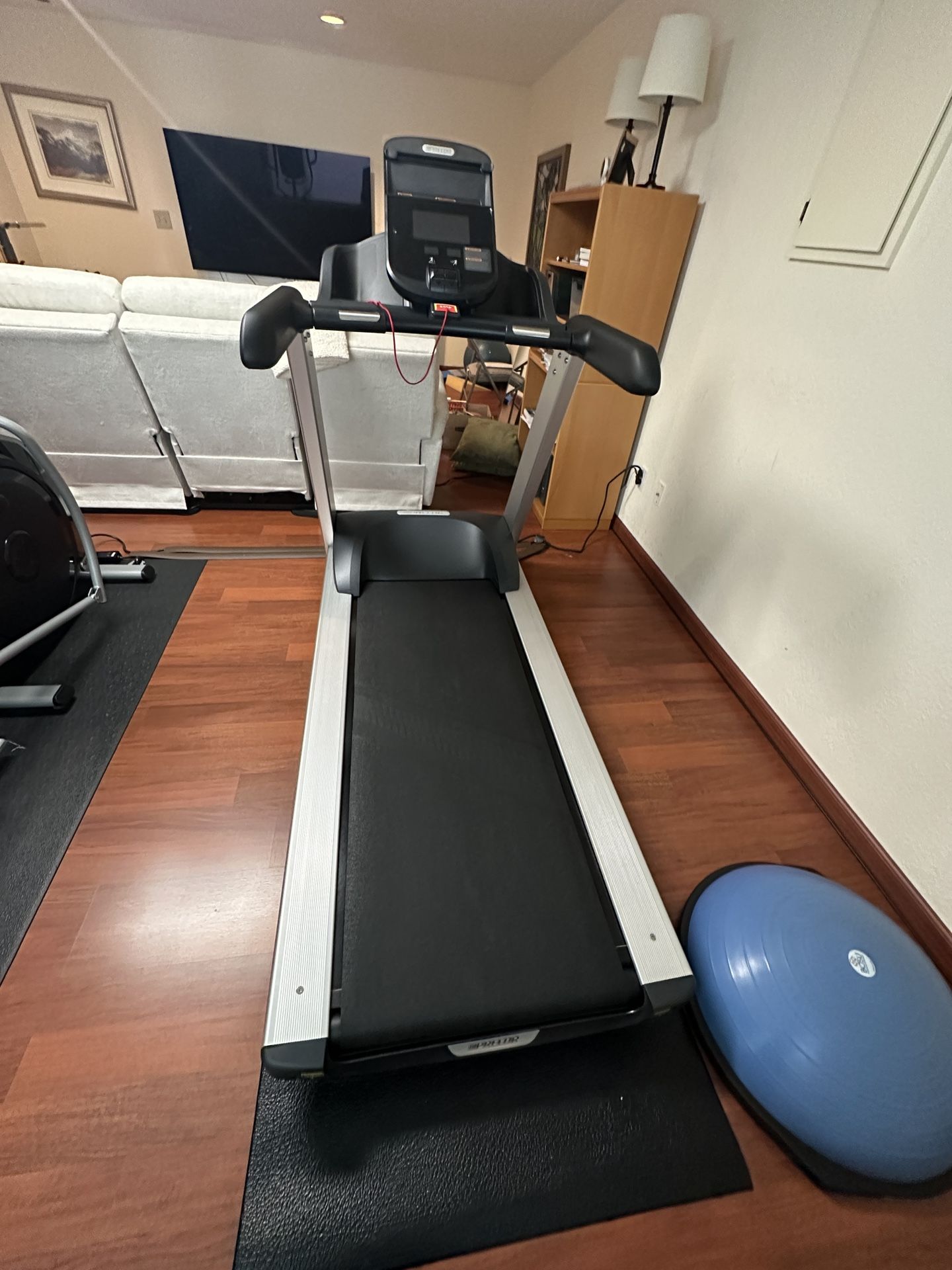 Precor digital treadmill Machine Trm 445 black pearl R – 40