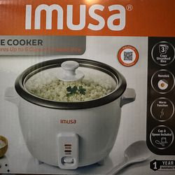 Versatile Nonstick Rice Cooker - Cooks 6 Cups with Automatic Cooking Feature