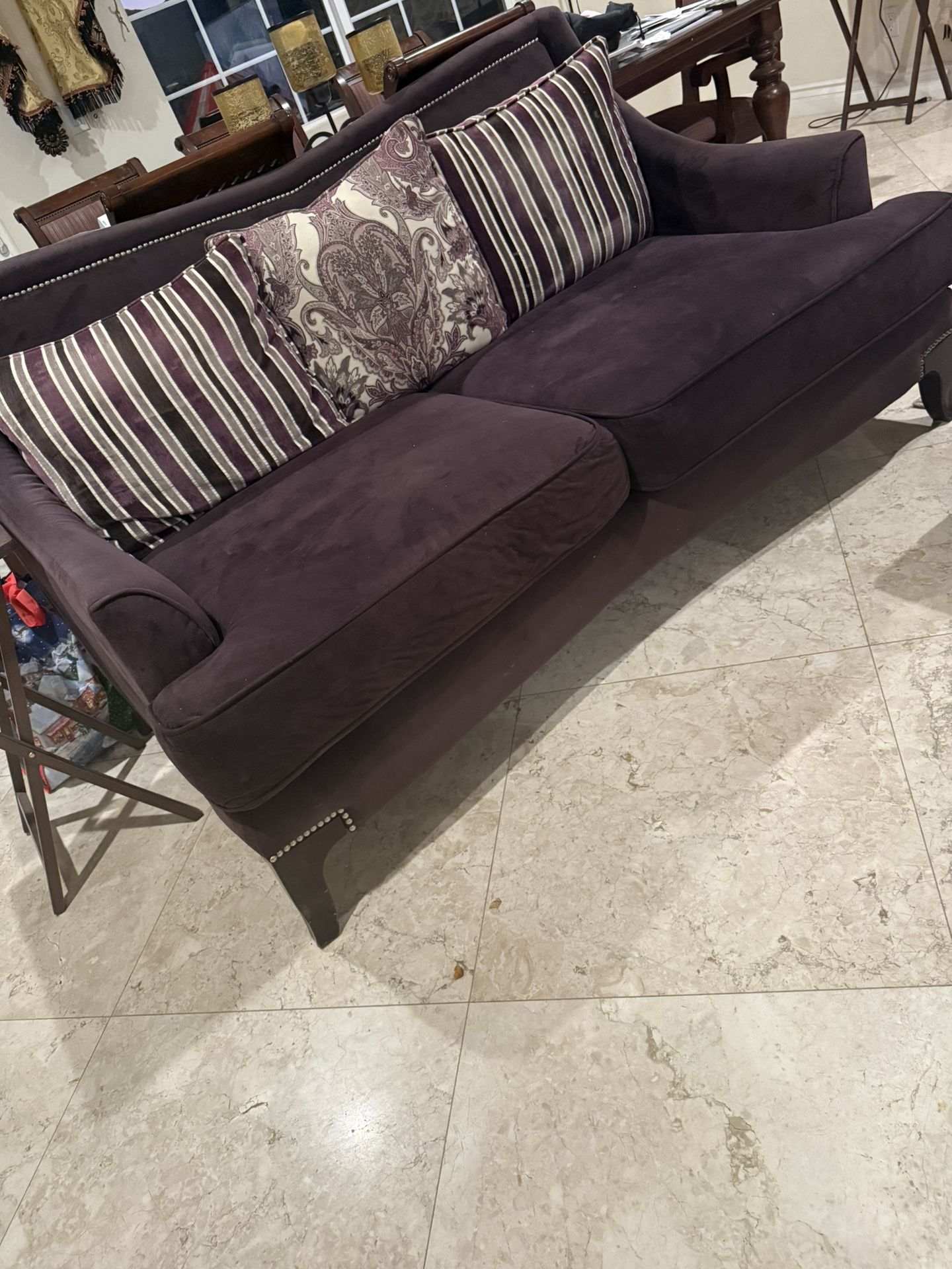 Beautiful Sofa Set 3pc