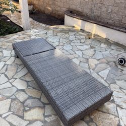 Patio Long Chair w/ Cushion 