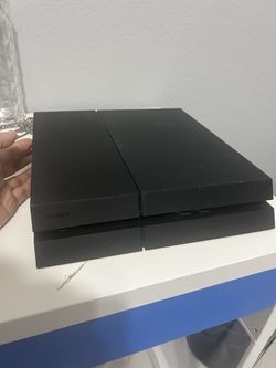 Brand New PlayStation 4 With Both Cords 