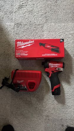 M12 Fuel 1/4” Impact Driver & 3/8” Ratchet