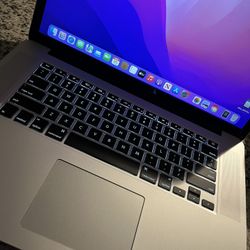 MacBook Detail In Picture